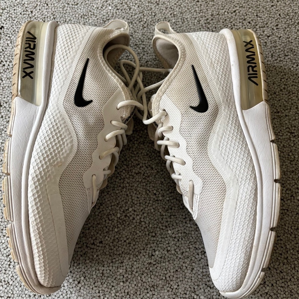 Nike Air Max Sequent 4.5 Sneakers Womens 8 White Black Mesh Athleisure Street - Picture 5 of 10